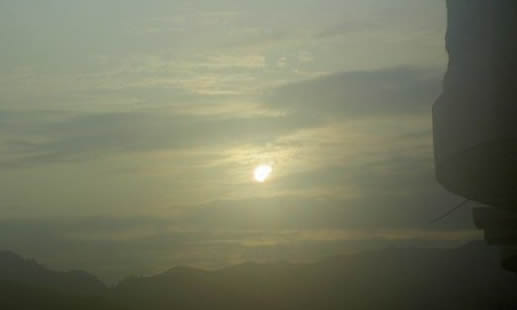 img016.jpg